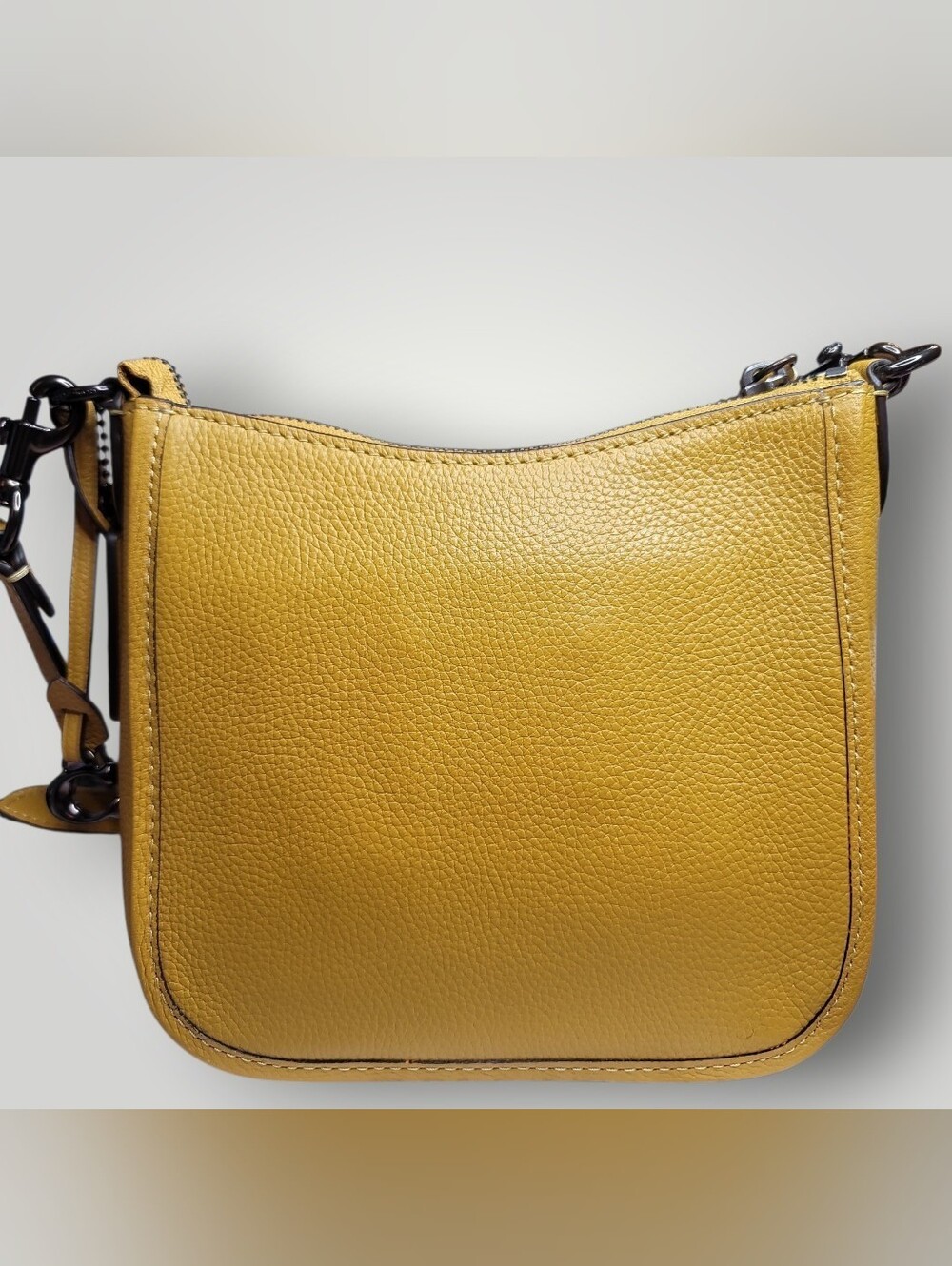 COACH Pebble Leather Chaise Crossbody 19 Bag ~ Style CC390 Flax Color Like New - Picture 8 of 16